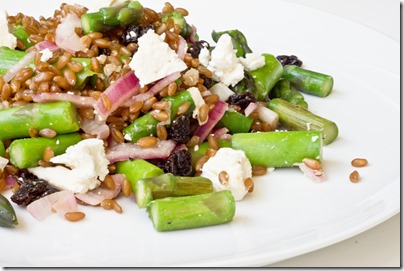 Asparagus salad with Wheat Berries, Raisins and Pickled Onions