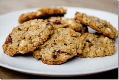 Keep it Sweet Desserts Cookie Variety Pack - pictures: Cranberry White Chocolate Oatmeal Cookies