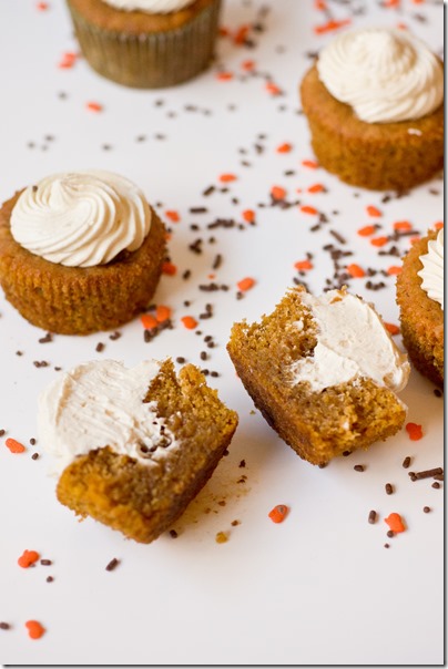 Caramelized White Chocolate Truffle Pumpkin Cupcakes